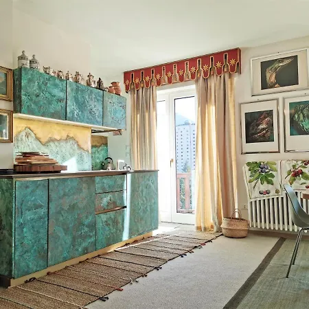 Hostdomus - City Hall Suites *