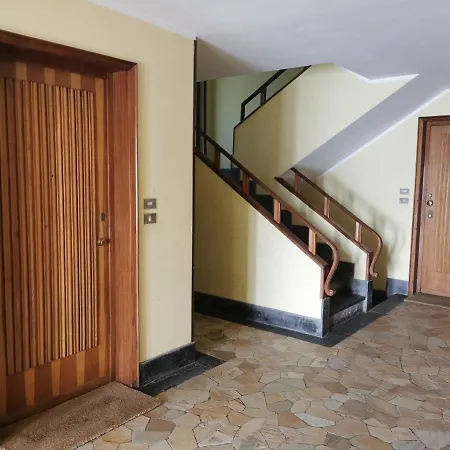 Hostdomus - City Hall Suites *