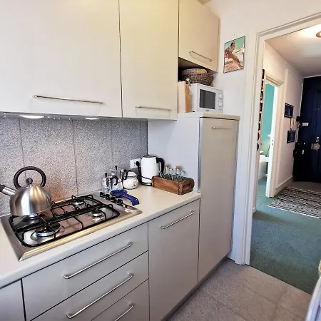 Hostdomus - City Hall Suites *