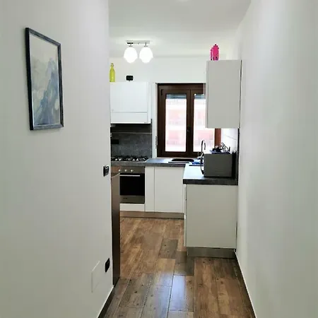 Hostdomus - City Hall Suites شقة
