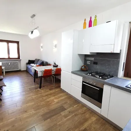 Hostdomus - City Hall Suites شقة *